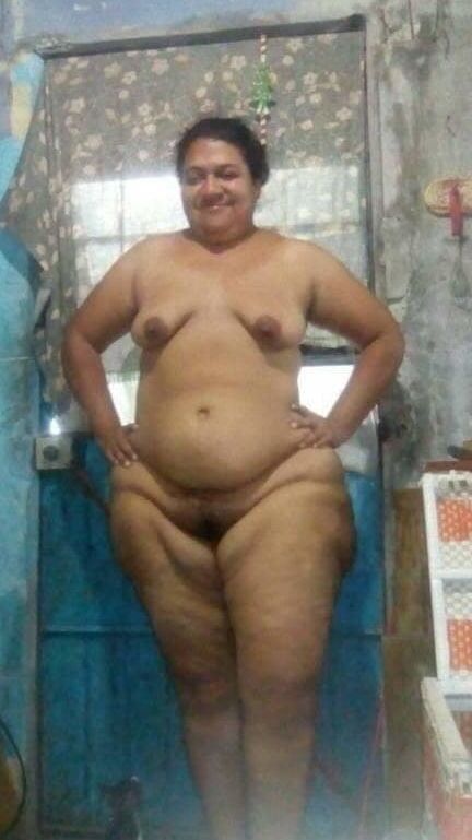 Mature Latin slut