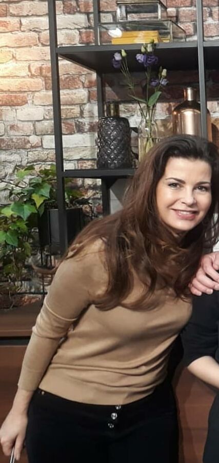 Dutch milf caroline de bruijn