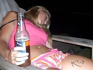 Besoffen (Drunken)