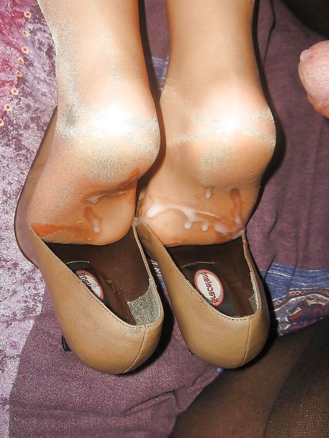 Hot Nylons