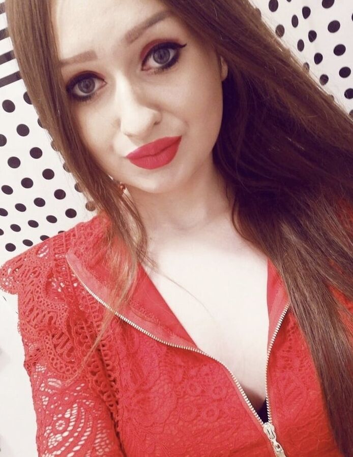 Polonaise chaude et serrée, bas, collants, selfie, talons hauts