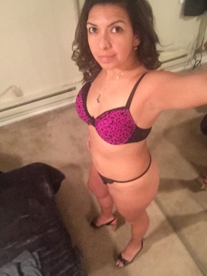 Naughty Milfs