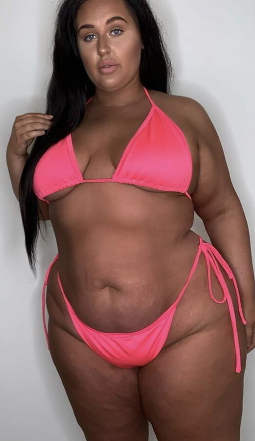 Chubby girls in swimwear