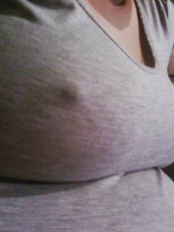 Sarah big nips Knight bj