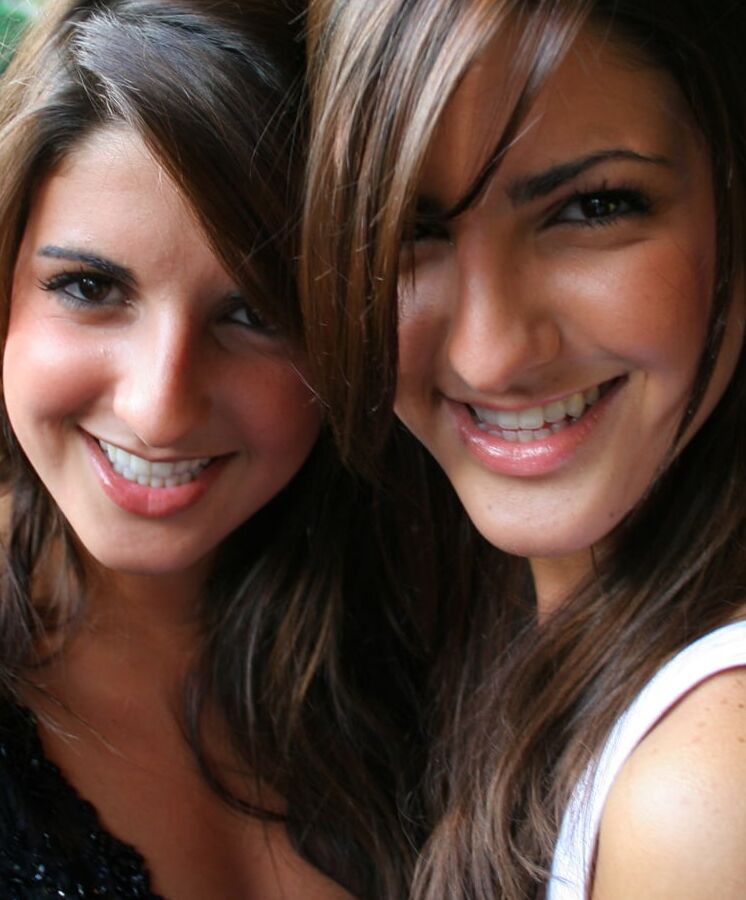 AVELLAN SISTERS