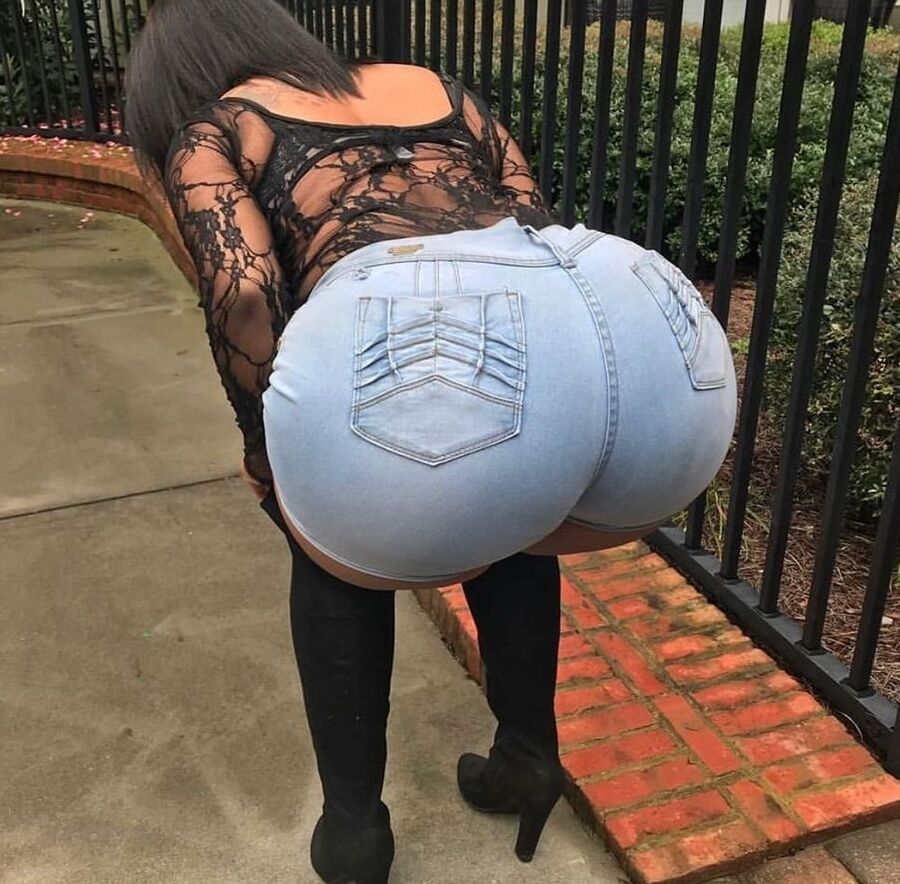 Dressed like a bitch.... I love it