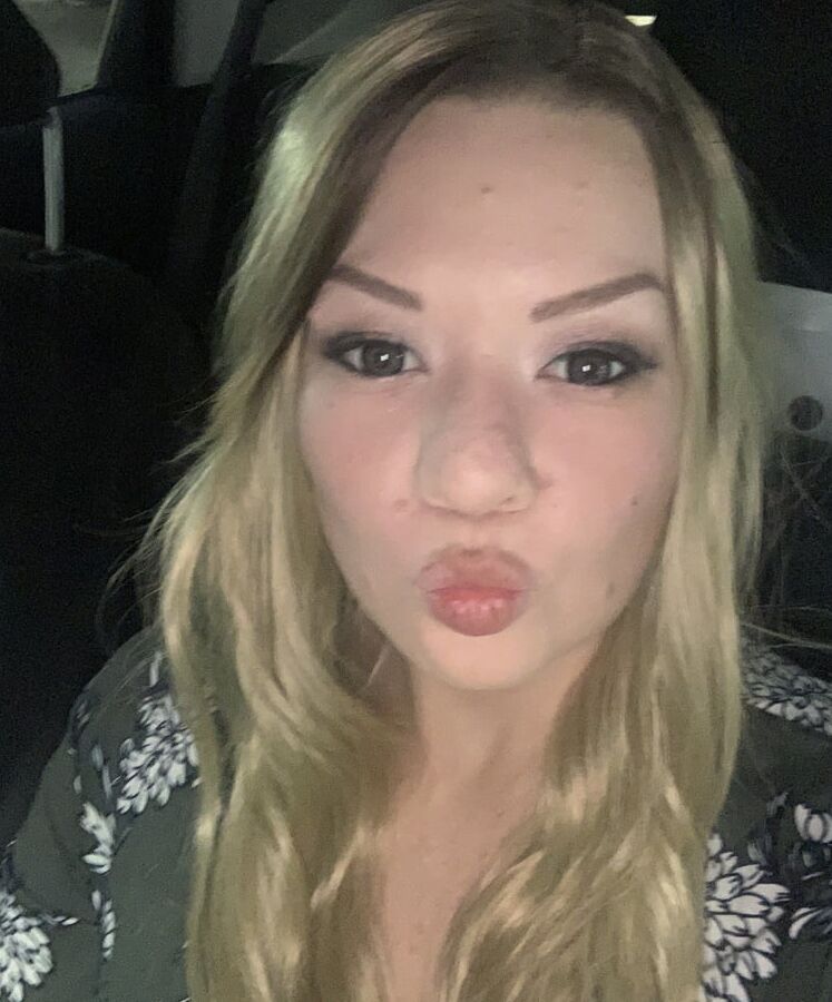 expose leave dirty comments and tribute this dirty cumpig!!