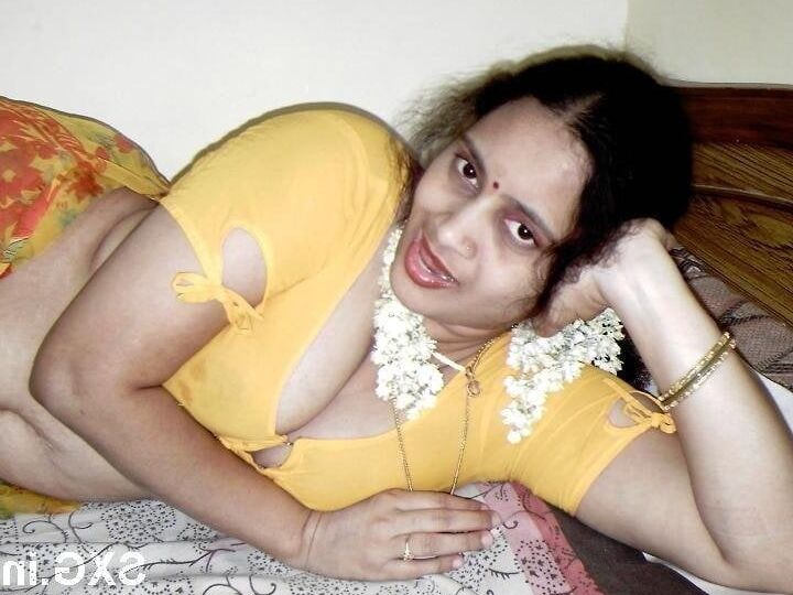 Indian Telugu MILF WIFE