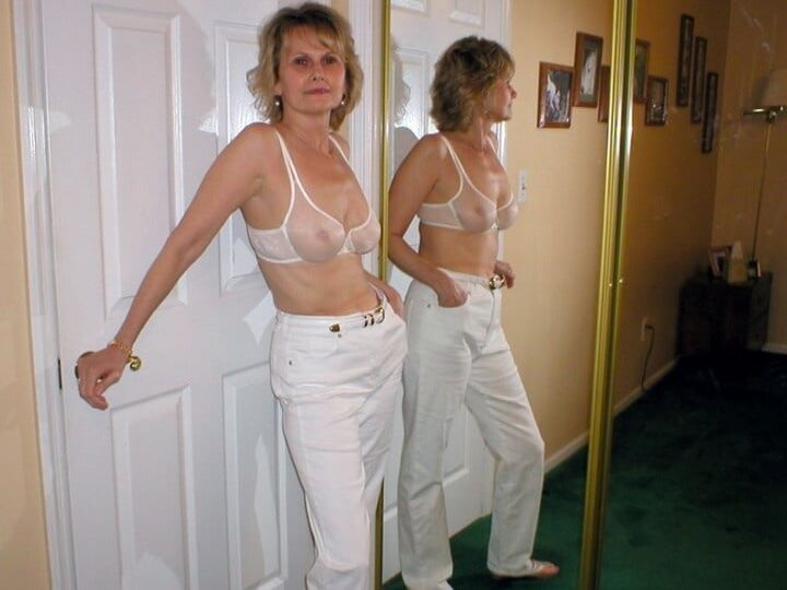 Milf Jeannie