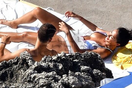 nicola scherzinger nipples