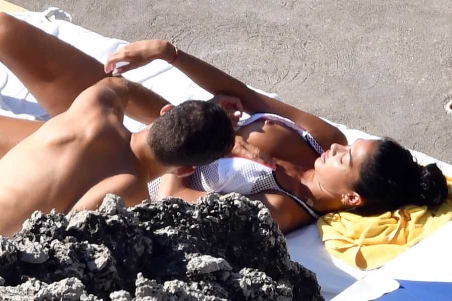 nicola scherzinger nipples