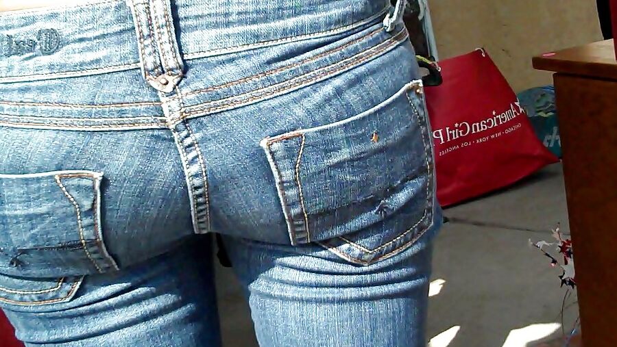 zakka butt ass