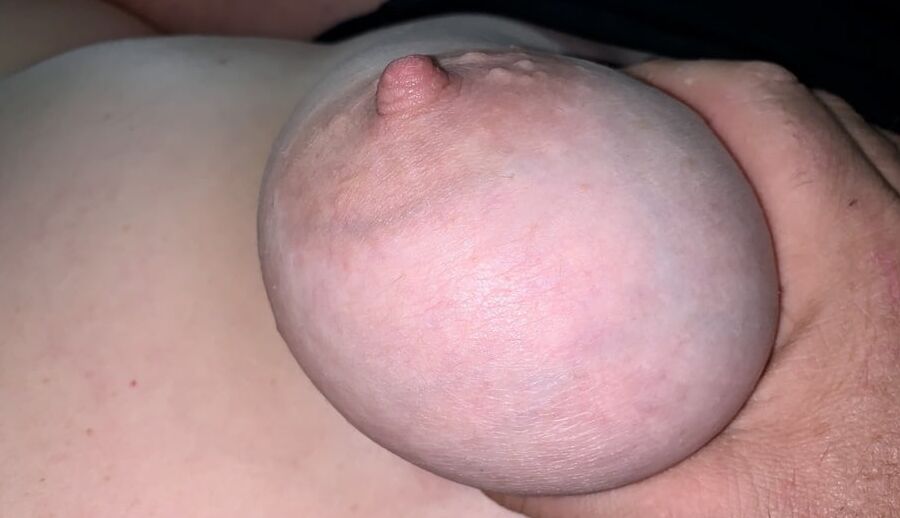 Nipples that beg to be sucked!