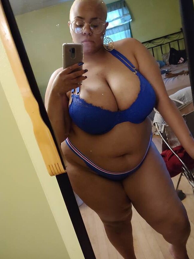 Bbw mix (Nerdy look)