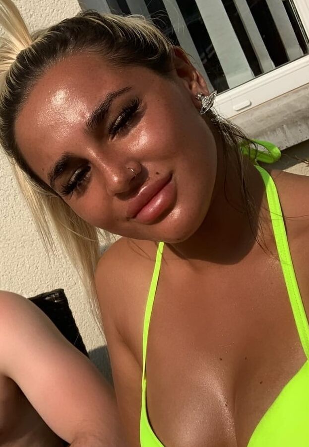 Hot Belfast sluts I know
