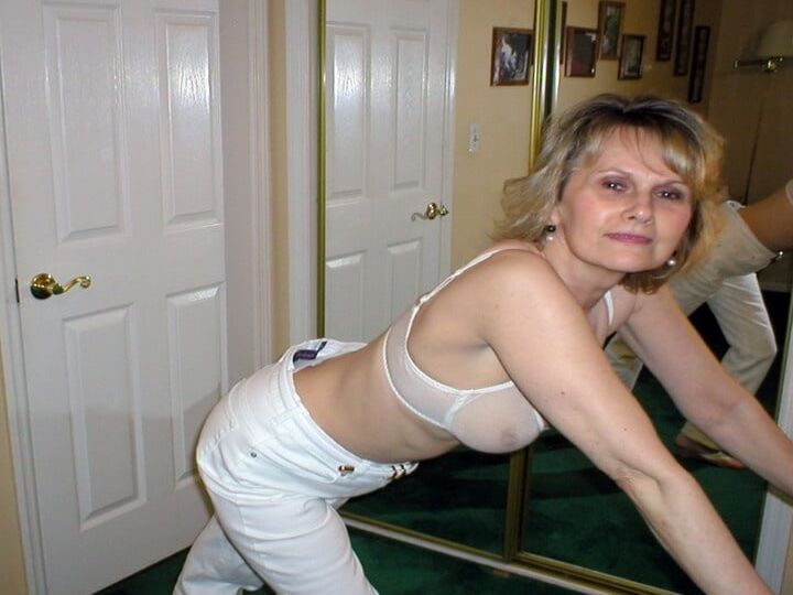 Milf Jeannie