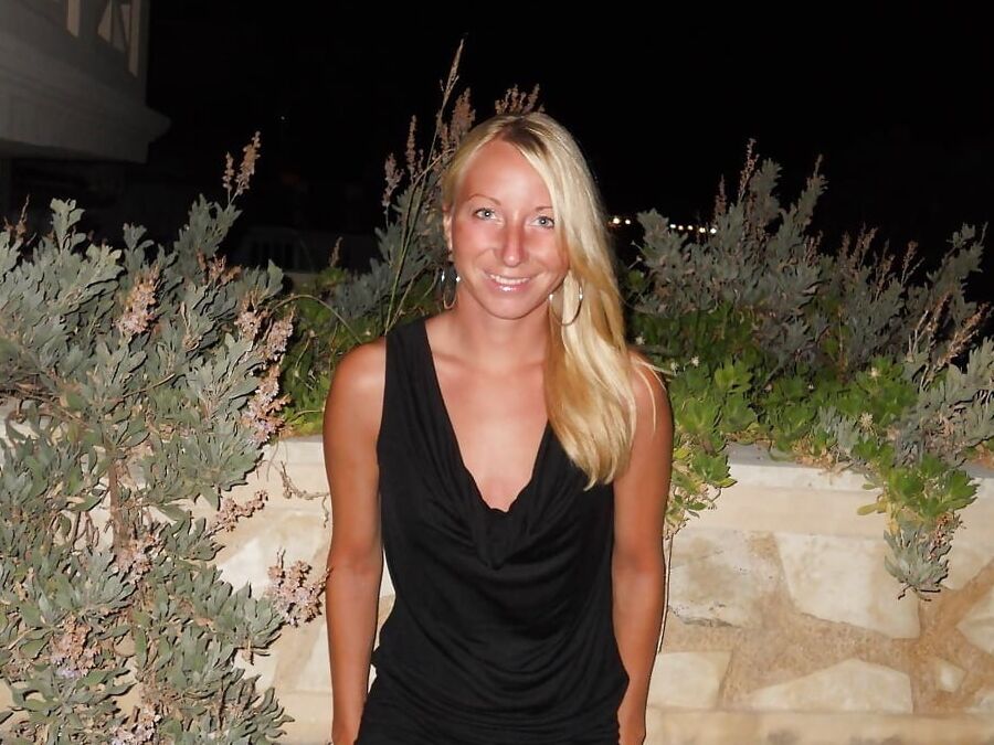 Friend&;s ExGirl naked on Holiday in Greece