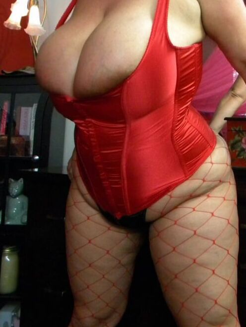 Snevla in red