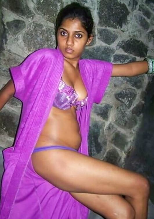 Nude lady