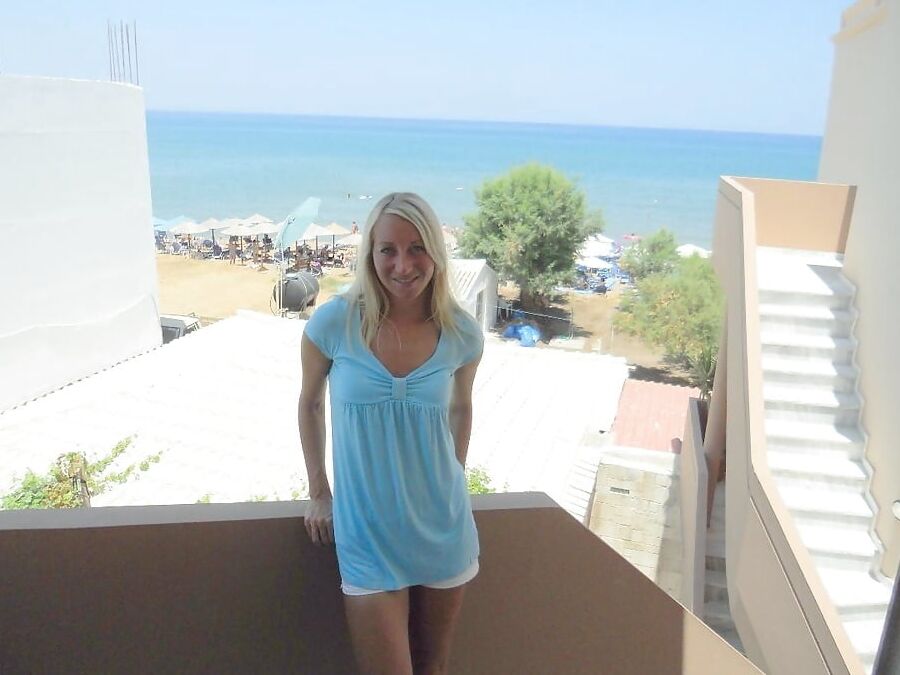 Friend&;s ExGirl naked on Holiday in Greece
