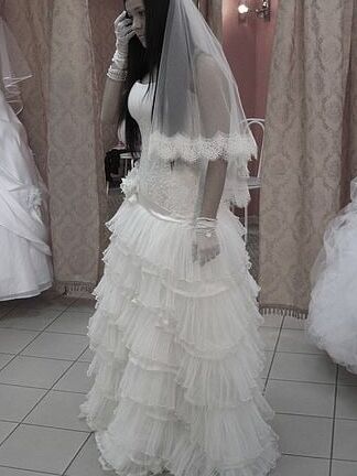 WEDDING WHORE