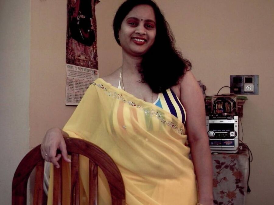 Indian Telugu MILF WIFE