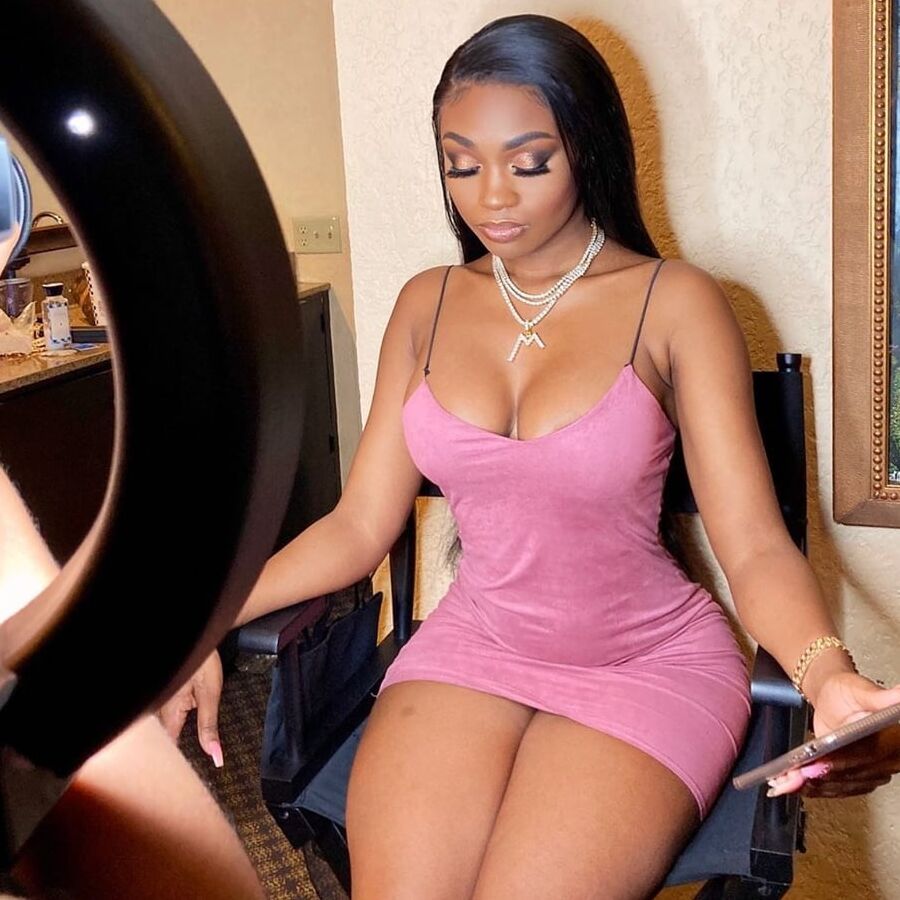 Sexy Thick Women