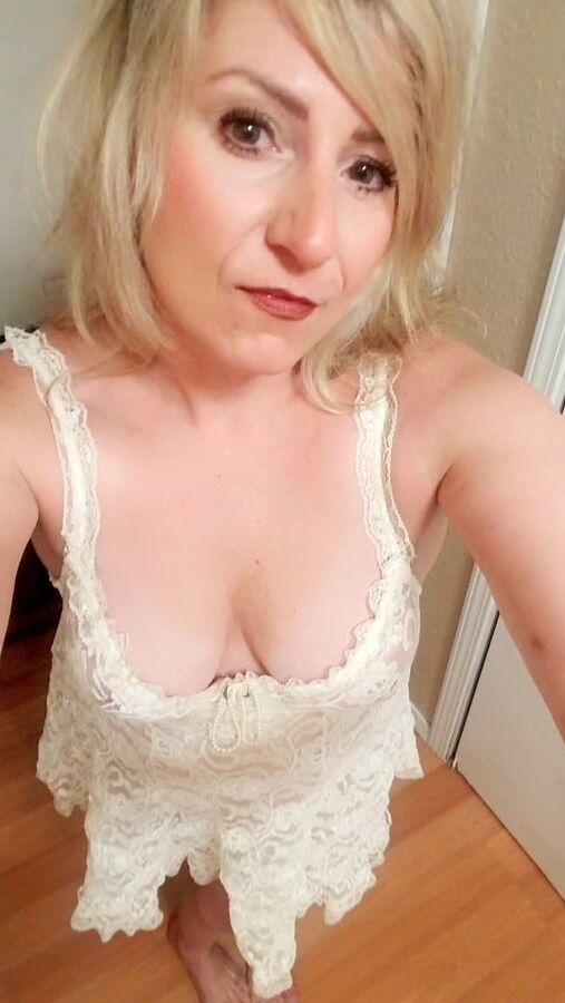 Blonde slutty mom Milf exposed Big tits slut to expose