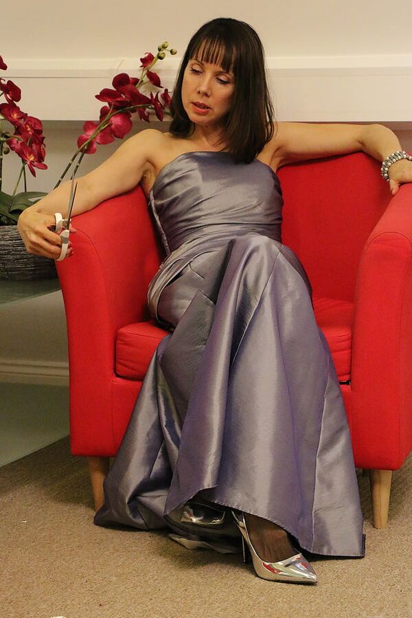 Lined skirts and dresses Ripped &amp; Torn