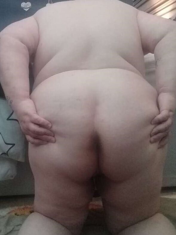 Just out the shower, felt horny. x