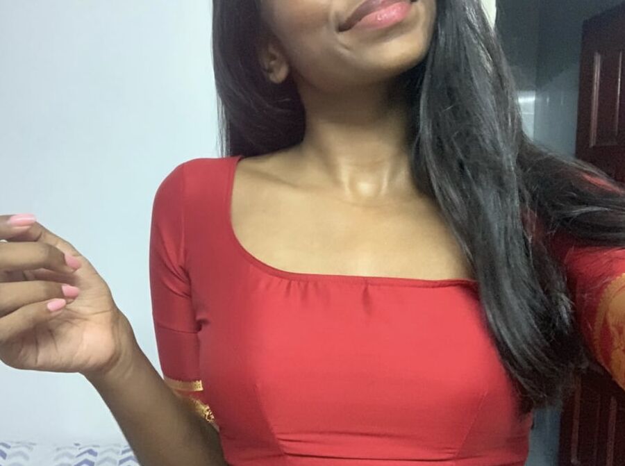 Karissaa, A Sexy Slutty Bitchy Hoe is getting Exposed!