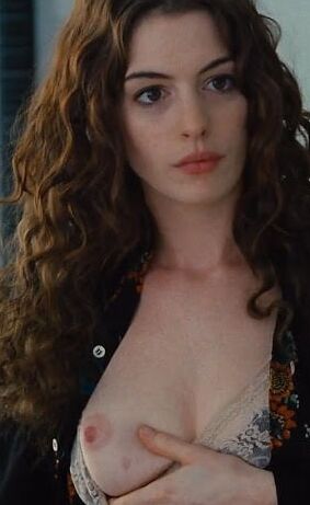 Anne hathaway nude