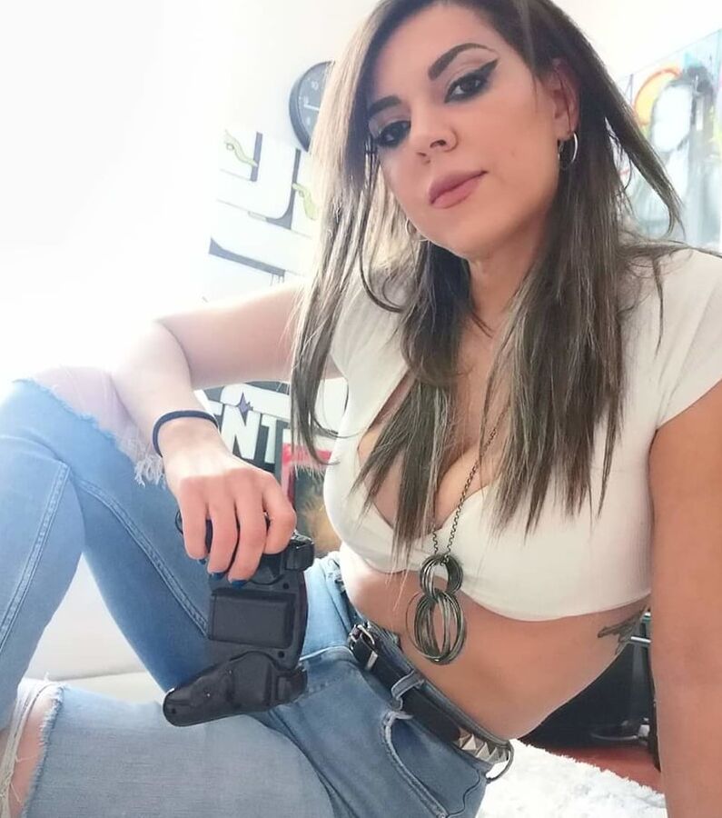 DJette gabber sexy girls hardcore techno