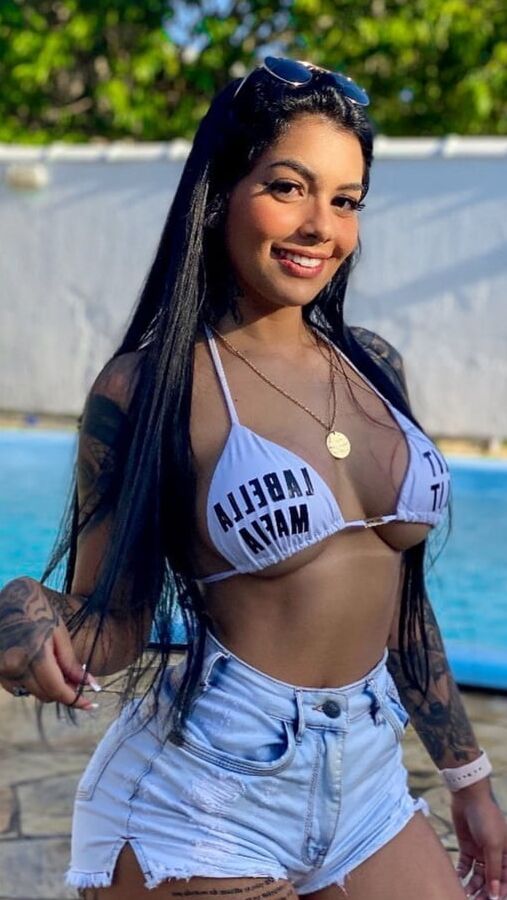 Carol Moura