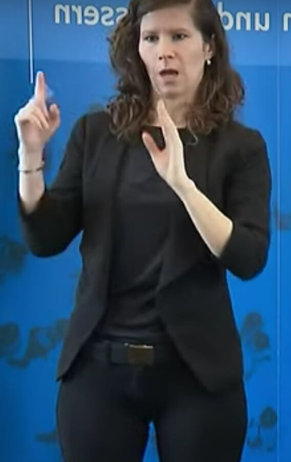 Sexy Dolmetscherin