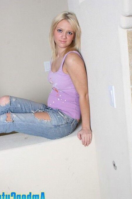 Is Karen exposed whore hot or wot?