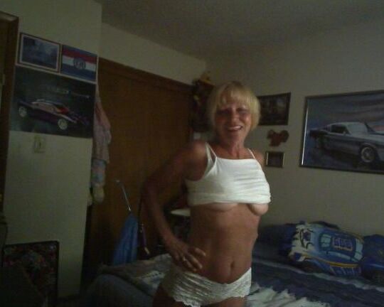 older mom sexy