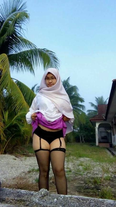 ayu ShahAlam