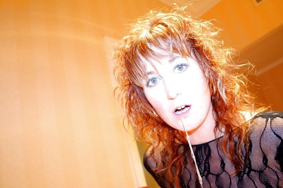 Sexy as fuck Chunky Ginger MILF Slut