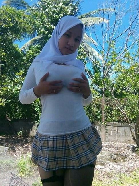 ayu ShahAlam