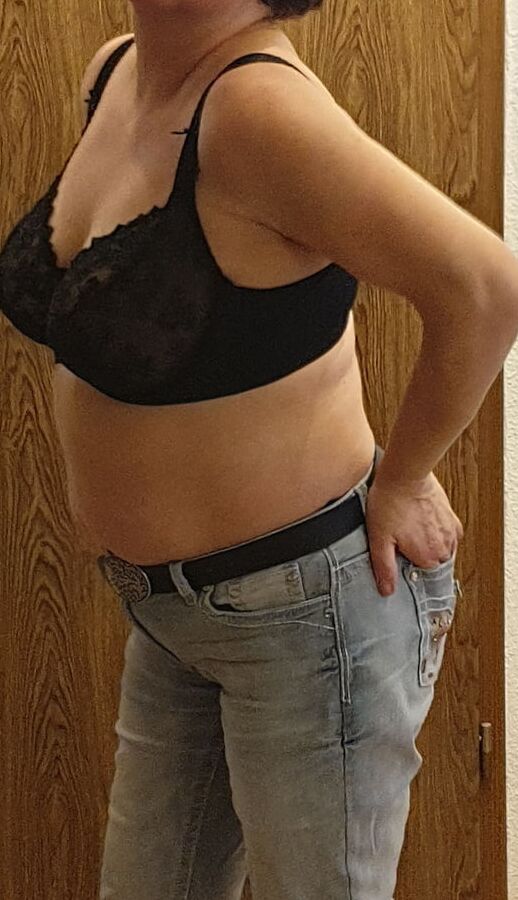Sabrina Loves to Show Off