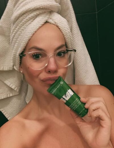 Cum or fake Eline De Muynck