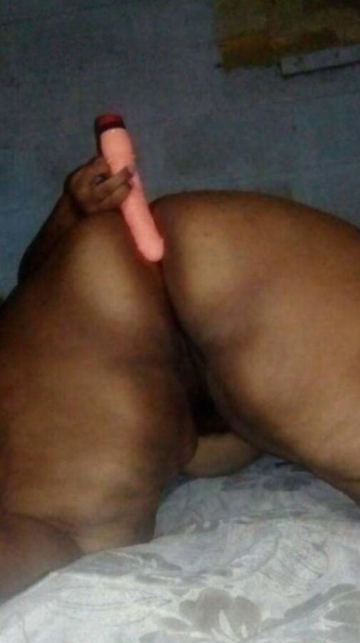 Mature Latin slut
