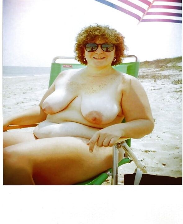 Vintage Polaroid BBWs and Plumpers
