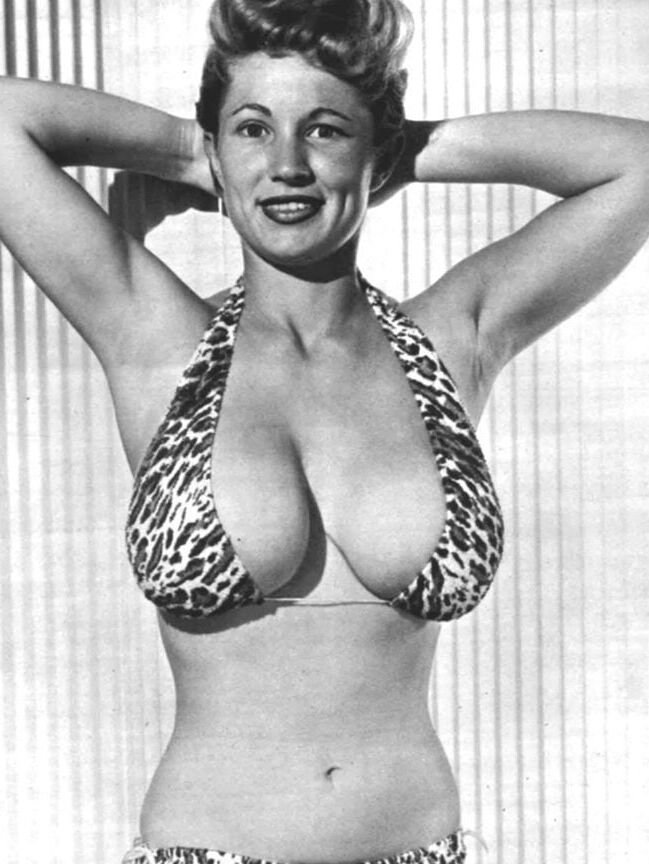 Viginia Bell, vintage boobs