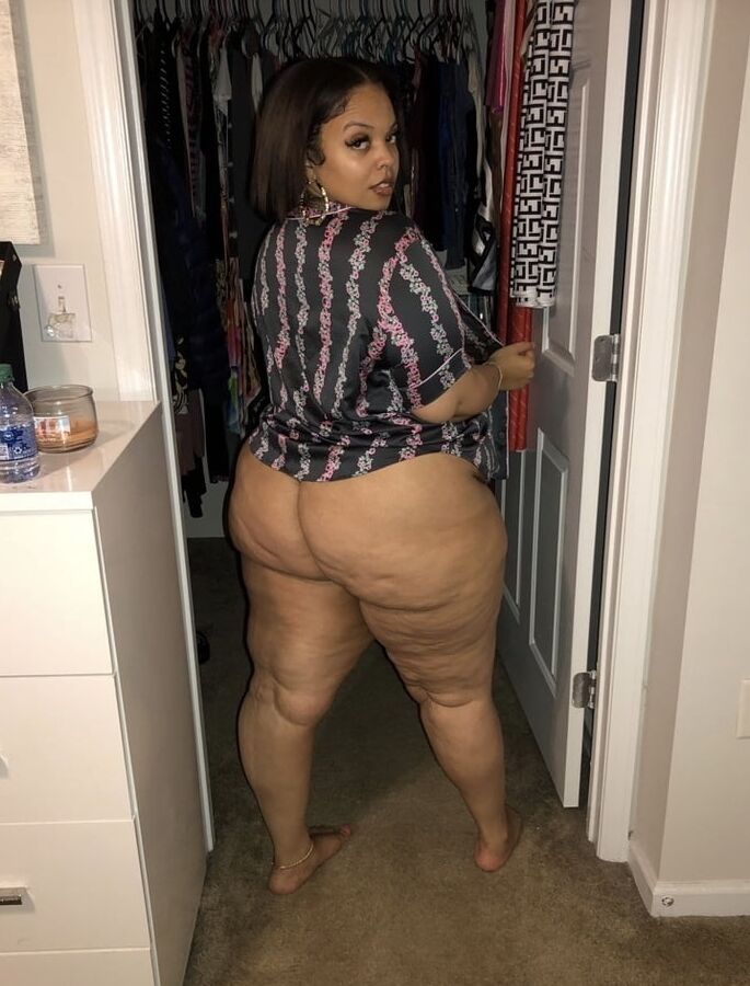 Big Tits Lightskin Ebony BBW