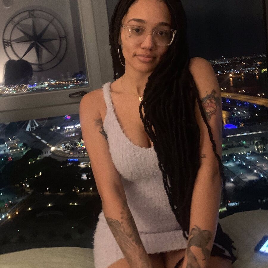 Dreaded hairy hot black Porn Star