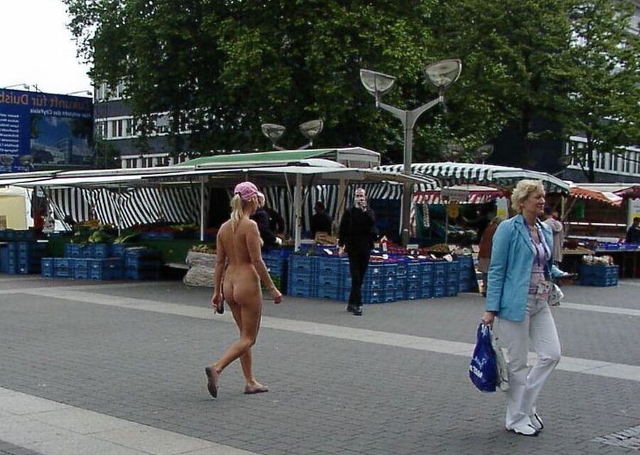 nudity public exibe mix