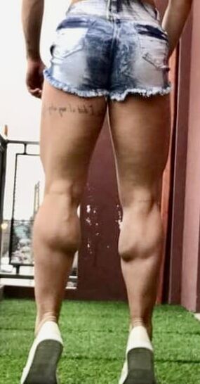 Reasons to Stroke and Cum on Soles-Calves
