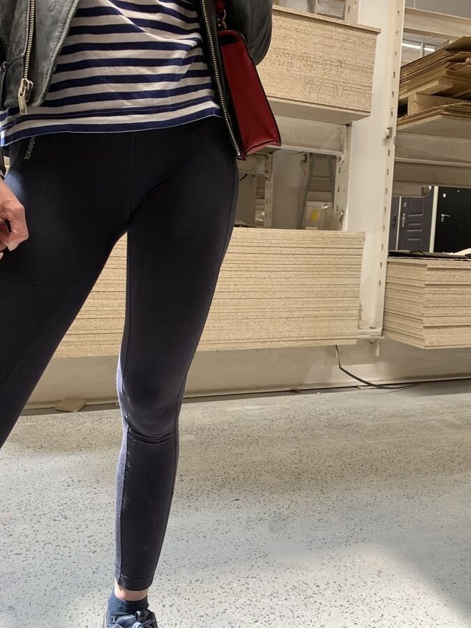 I like her hot ass